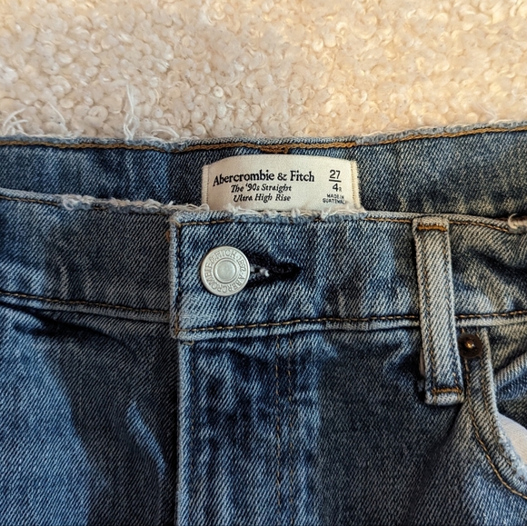 Abercrombie Straight Leg Jeans - Picture 3 of 3